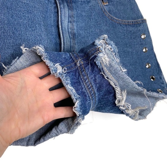 NWT Honey Punch High Waisted Denim Cut Off Shorts - Picture 9 of 10
